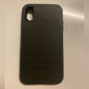 EUC Otterbox Defender Series - Black iPhone XS Max